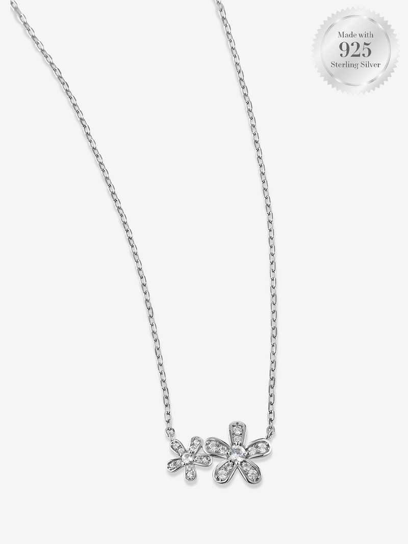Dancing Daisies Flower Necklace